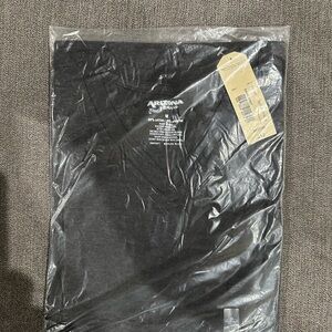 Arizona Jean Company Gray V-Neck Tee